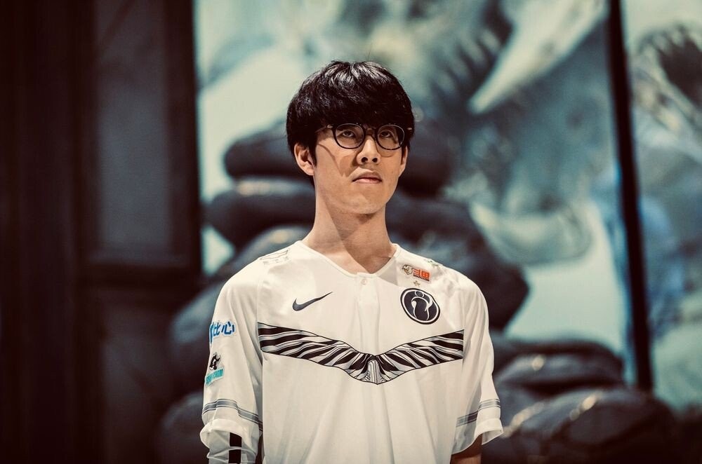 名备受瞩目 名备受瞩目