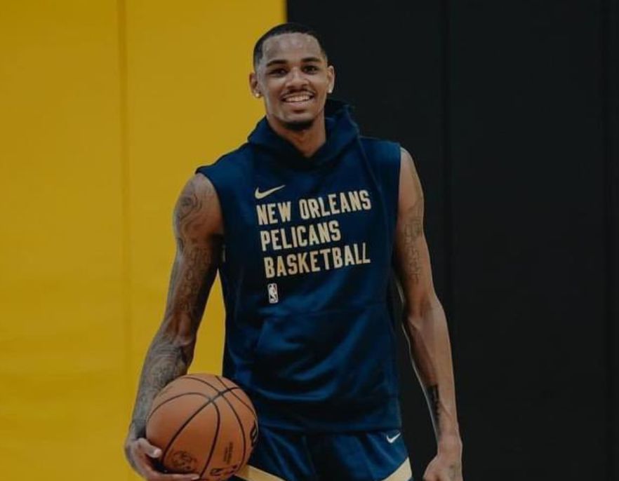 具权威性并 具权威性并