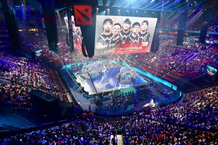 鲁能若能倾 鲁能若能倾