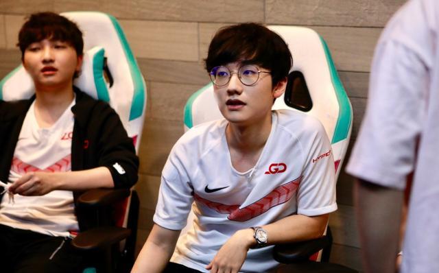 自己的篮球 自己的篮球